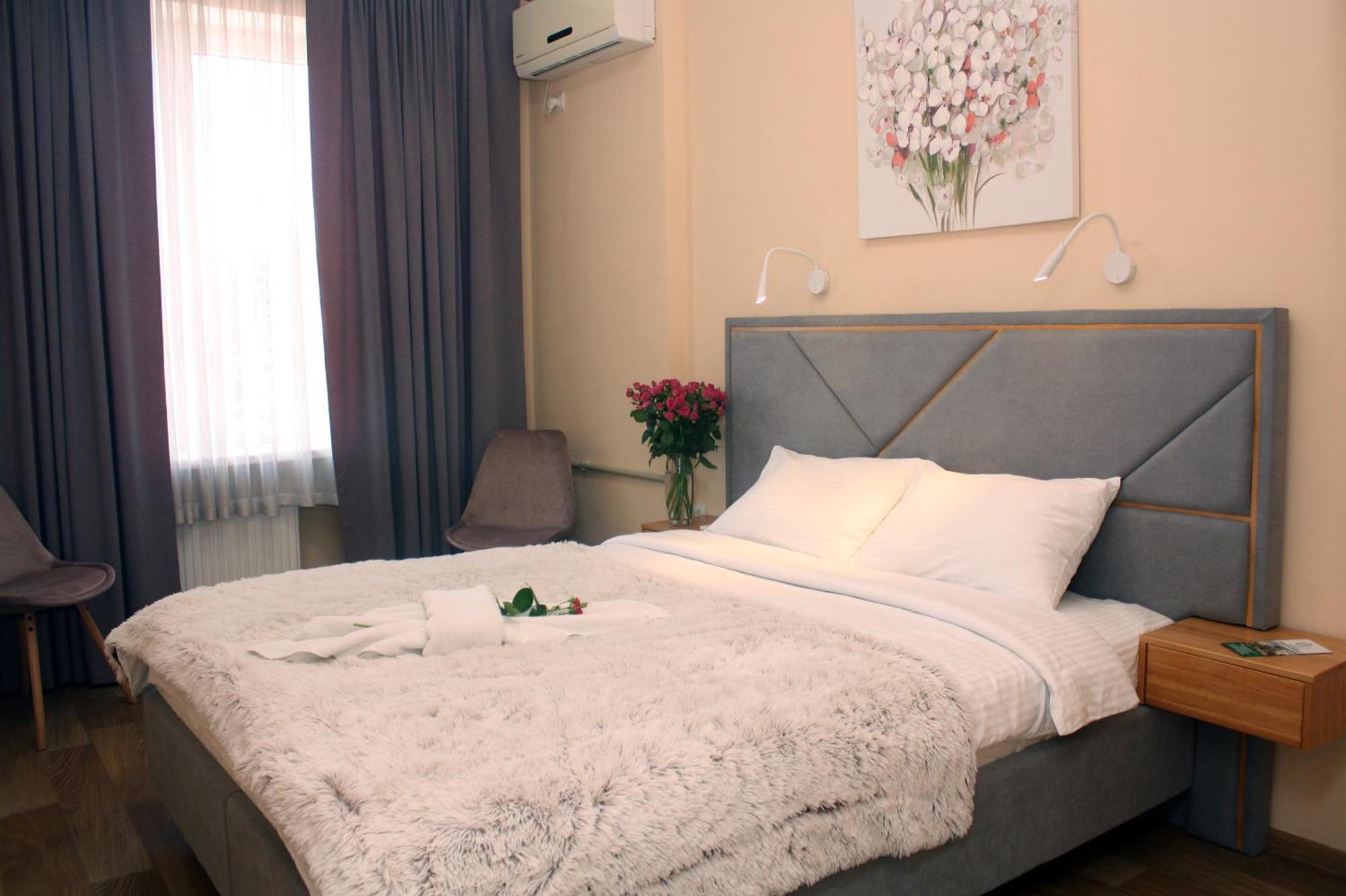 Centralny Hotel Кривий Ріг Екстер'єр фото