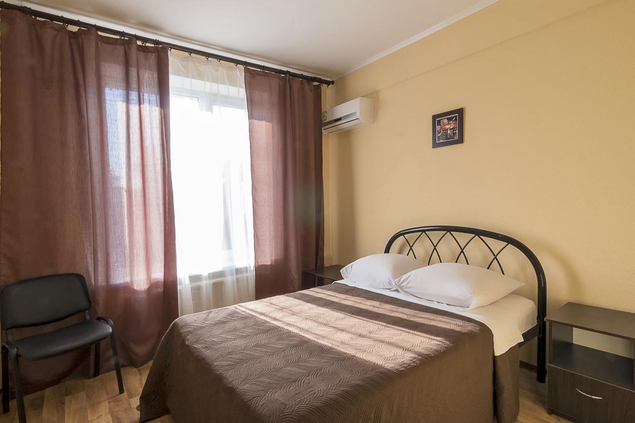 Centralny Hotel Кривий Ріг Екстер'єр фото